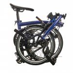BROMPTON P Line Bolt Blue Lacquer 12-Speed sulankstomas dviratis su vidutinio aukščio vairu